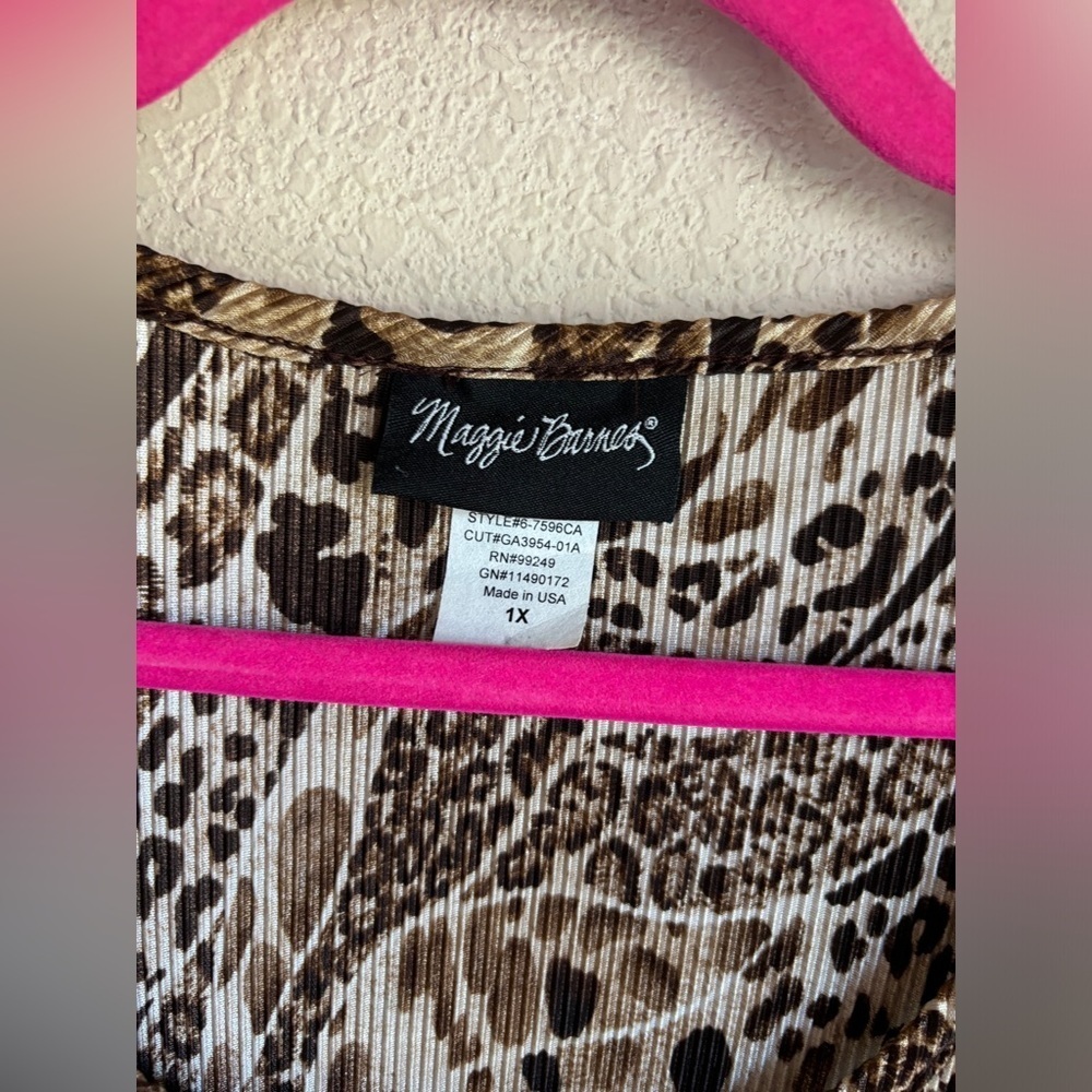 Maggie Barnes Crinkle Pleated Crepe Leopard Animal Print 3/4 Sleeve Blouse 1X - Picture 4 of 10